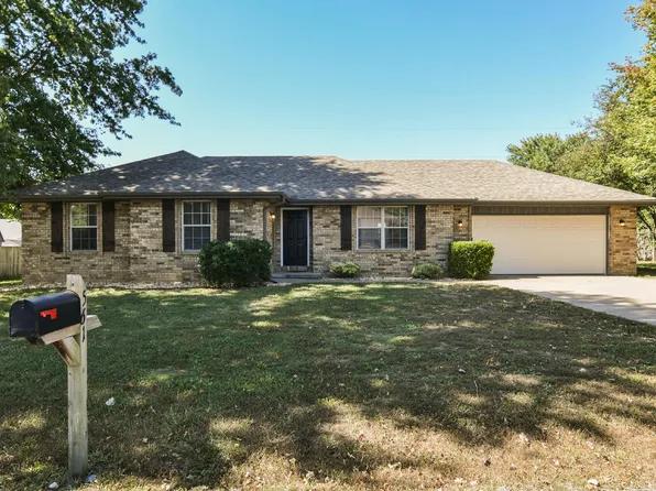 561 South Avenue, Sparta, MO 65753