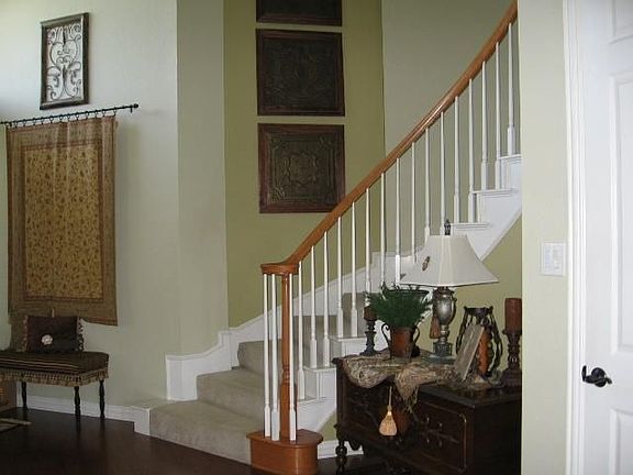 3rd image of 4713 Winter Park Dr