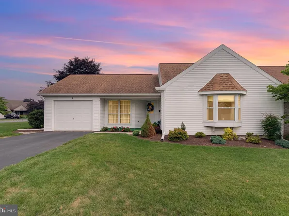 2 Westfields Dr, Mechanicsburg, PA 17050