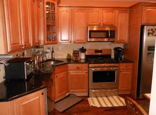 42 Arlington Ave, Hawthorne, NJ