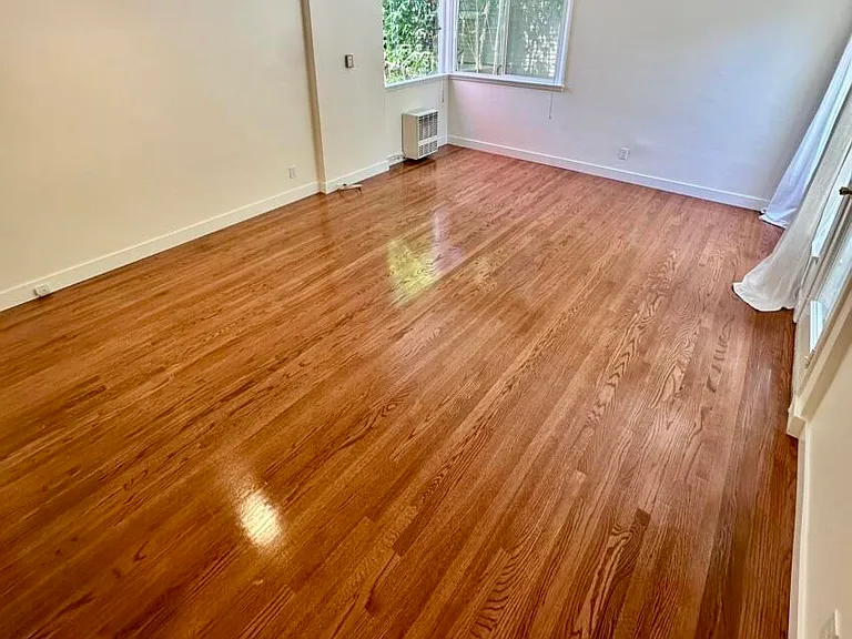 3604 Crestmont Ave — Photo 2