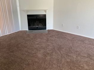 16221 Apple Valley Rd APT 3B, Apple Valley, CA 92307