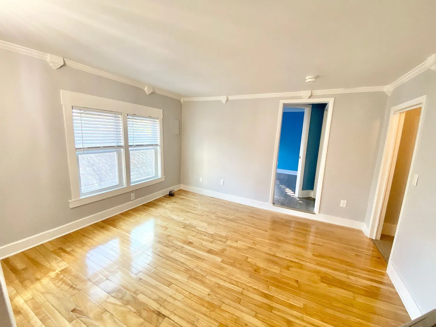 2 Bedroom Apartment in Burlington VT Available NOW! — Photo 4