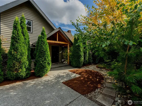 20006 68th Avenue NE, Kenmore, WA 98028