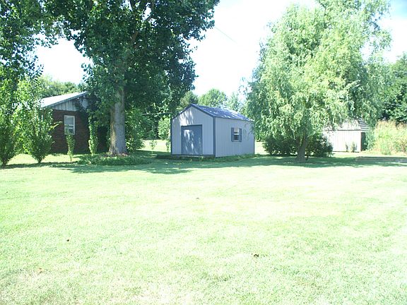 3rd image of 2166 Pin Oak Dr