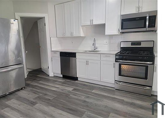 1st image of 8621 Willow Oak Rd