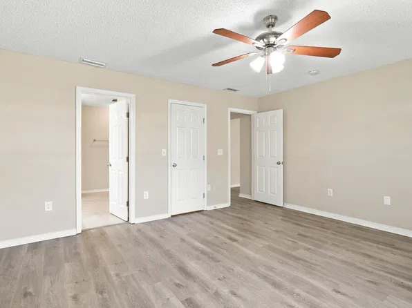 10351 Clayton Mill Rd, Jacksonville, FL 32221