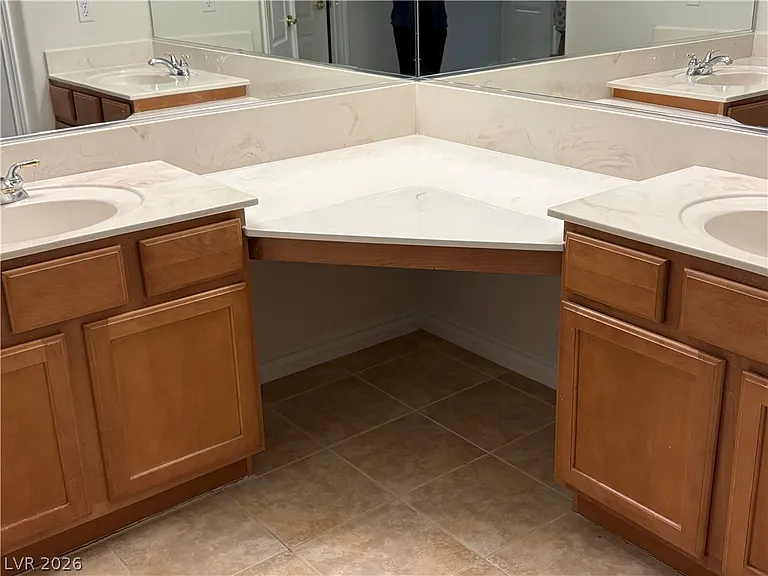 8072 Dolce Flore Ave — Photo 27