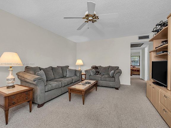 3rd image of 200 Durham Cir #200-D