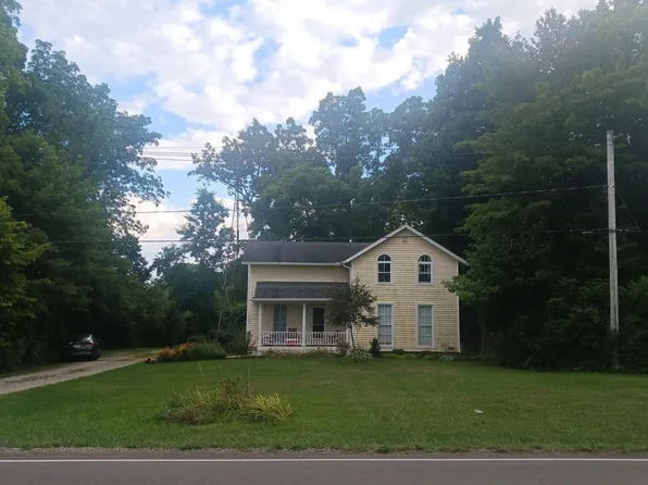 4555 Hunt Rd, Adrian, MI 49221