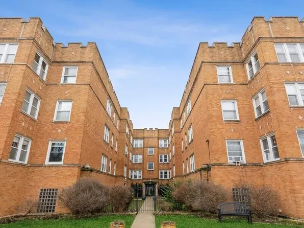 4421 N Whipple St APT 2B, Chicago, IL 60625