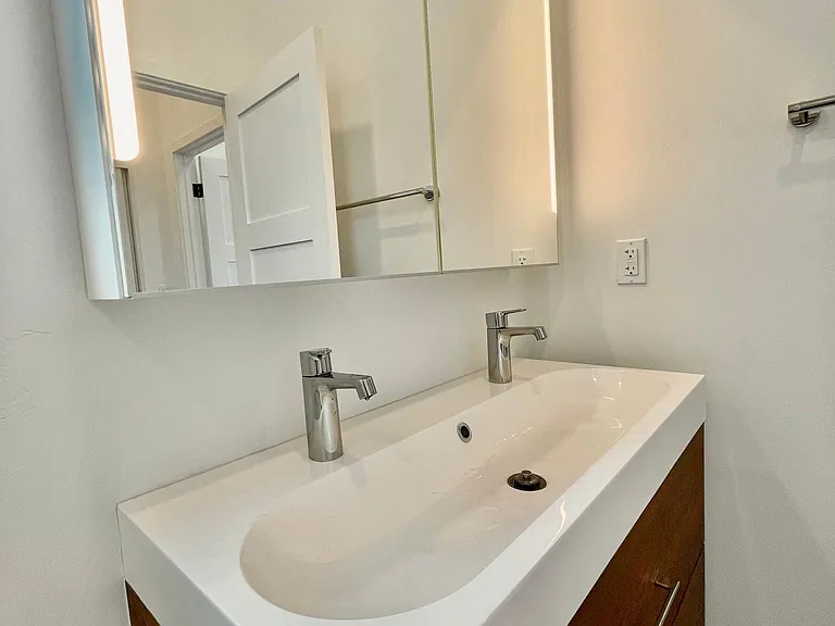 4045 Georgia St #2 — Photo 6
