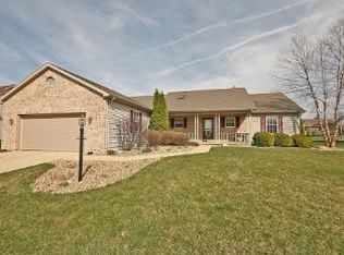 804 Kimela Dr, Mahomet, IL