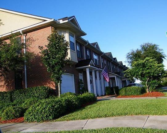 5th image of 9432 High Meadow Ln