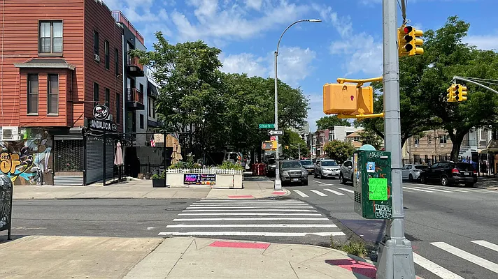Rented by Douglas Elliman | media 30