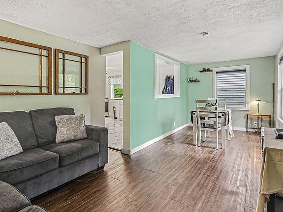 2nd image of 1585 Leeds Ave