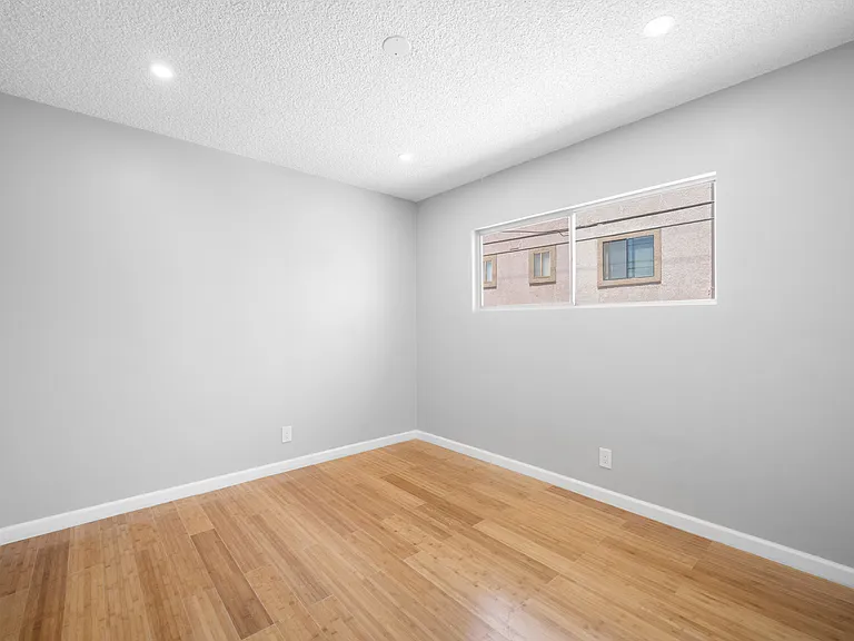 351 Salem St #7 — Photo 14