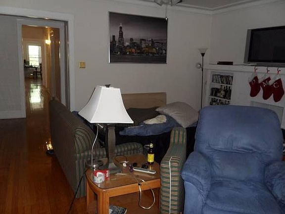 2nd image of 6441 N Glenwood Ave #1