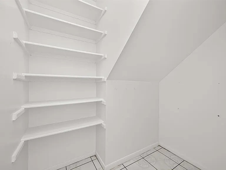 8202 Worthington Dr — Photo 19
