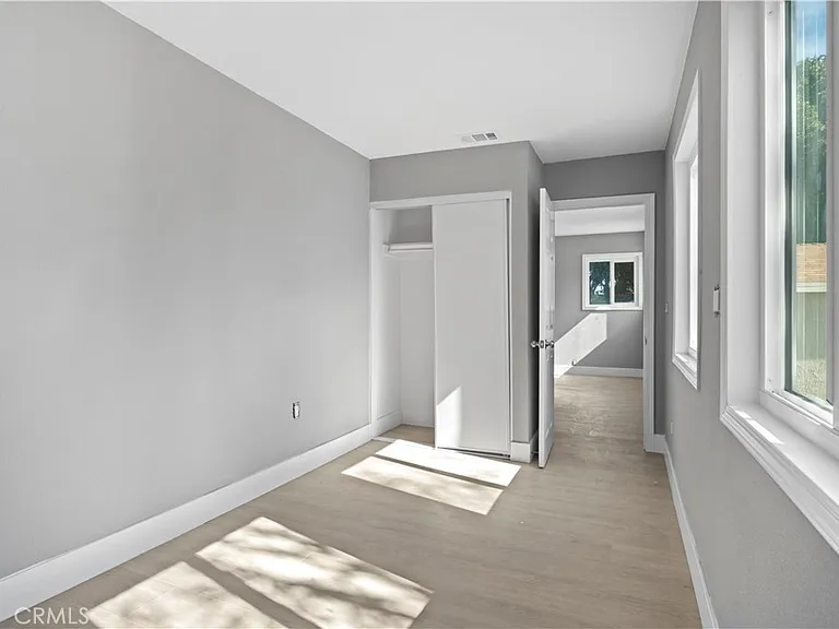 4330 Pacific Ave — Photo 30