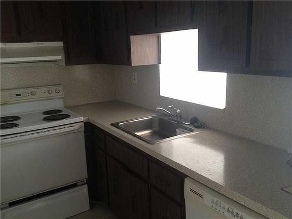 3rd image of 12035 NE 2nd Ave #A205