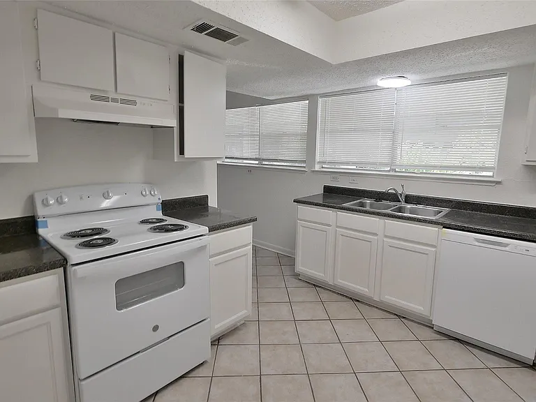 781 Country Place Dr #1061 — Photo 13