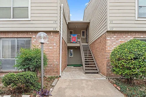 5005 Georgi Ln Photo 1