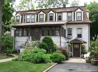 9-11 Preston St #2E, Ridgefield Park, NJ 07660