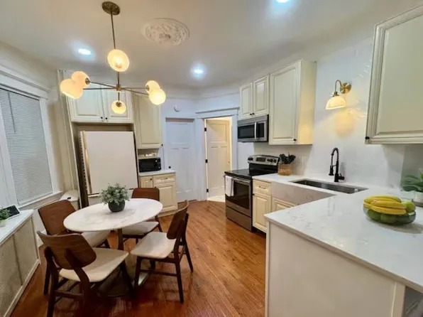 140 Beach Street image 8 of 8