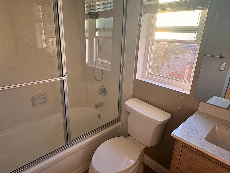13515 Grain Ln — Photo 10