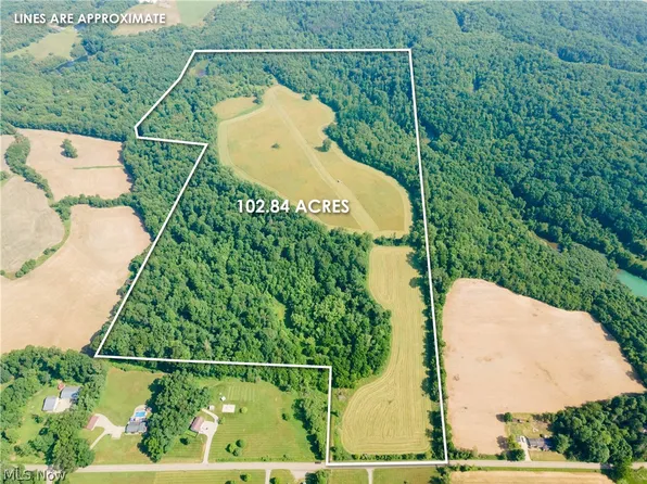 Cherry Run Rd NW, Dundee, OH 44624