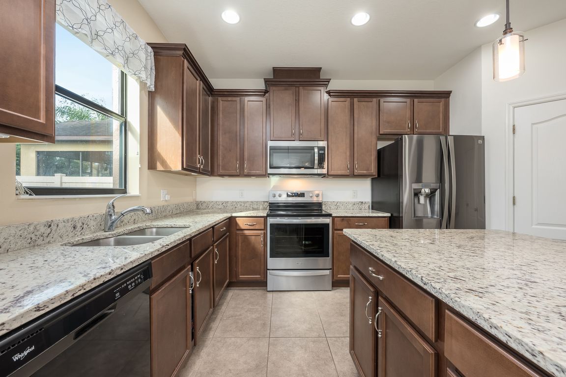 next background image