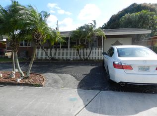 8780 Taft St, Pembroke Pines, FL 33024