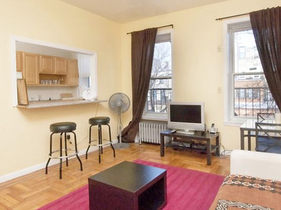 4th image of 1081 Bergen St APT 2