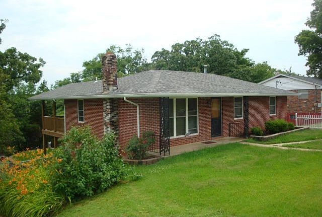 Home for Sale in Jefferson City, Missouri $109,900