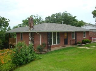 2201 Melody Dr, Jefferson City, MO 65109