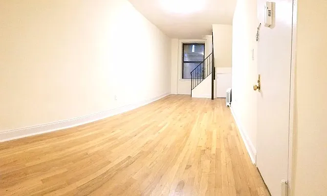 Rented by HOME RESIDENTIAL LLC | media 7