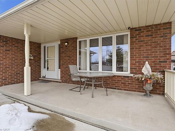 4th image of 603 Bunting Rd