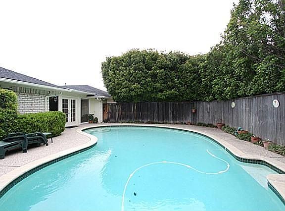 4th image of 620 Wentworth Dr