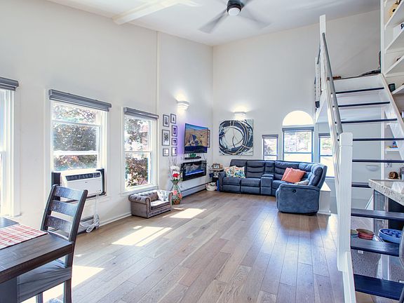 2nd image of 32 Pine St #27