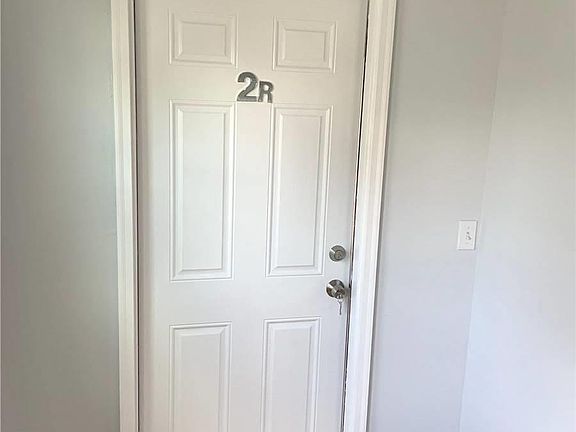 2nd image of 454 S 7th Ave #2R