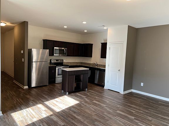 5th image of 2343 Camden Oak Way