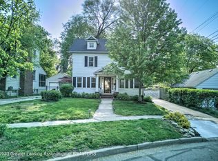 116 Kensington Rd, East Lansing, MI 48823