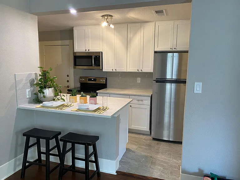 1808 Hadley St #6 — Photo 10