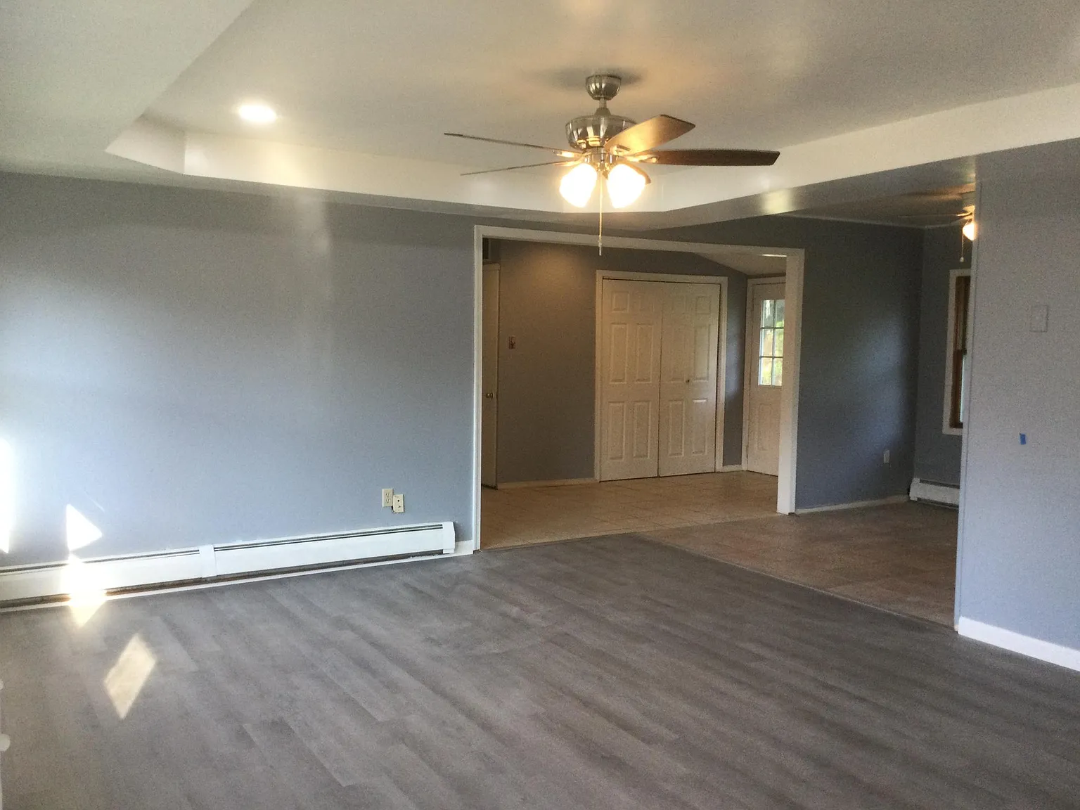 4 bed, 1275 sqft, $2,700 — Photo 4