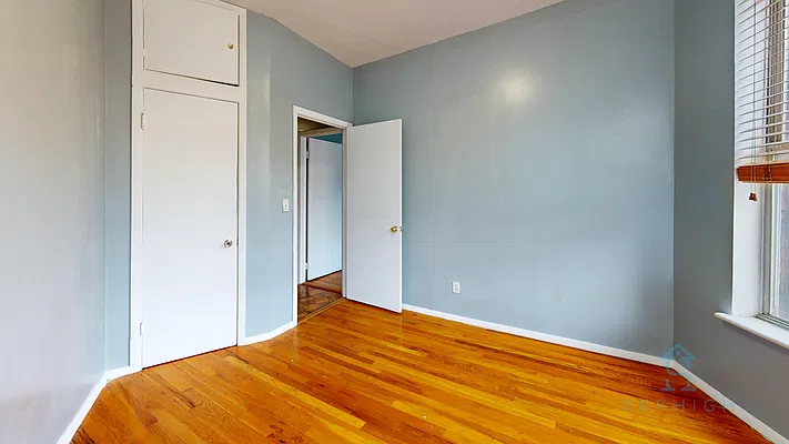 Rented by Skyhigh Realty NYC LLC | media 4