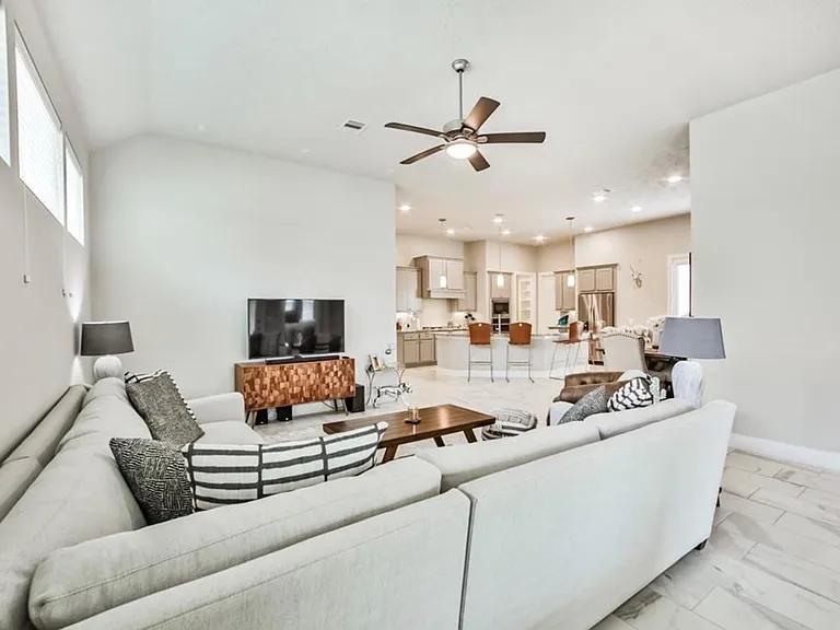 13219 S Salmon River Cir — Photo 9