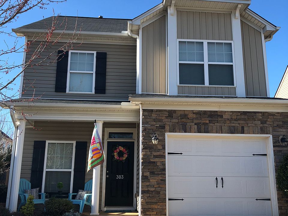 1st image of 303 Barrett Chase Dr