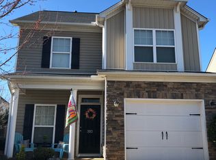 303 Barrett Chase Dr, Simpsonville, SC 29680