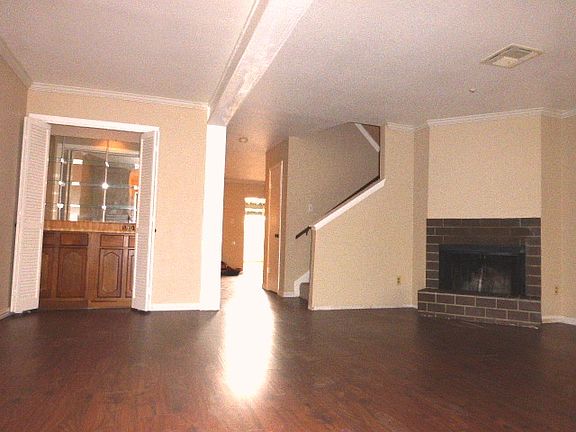 2nd image of 7857 Green Lawn Dr #7857